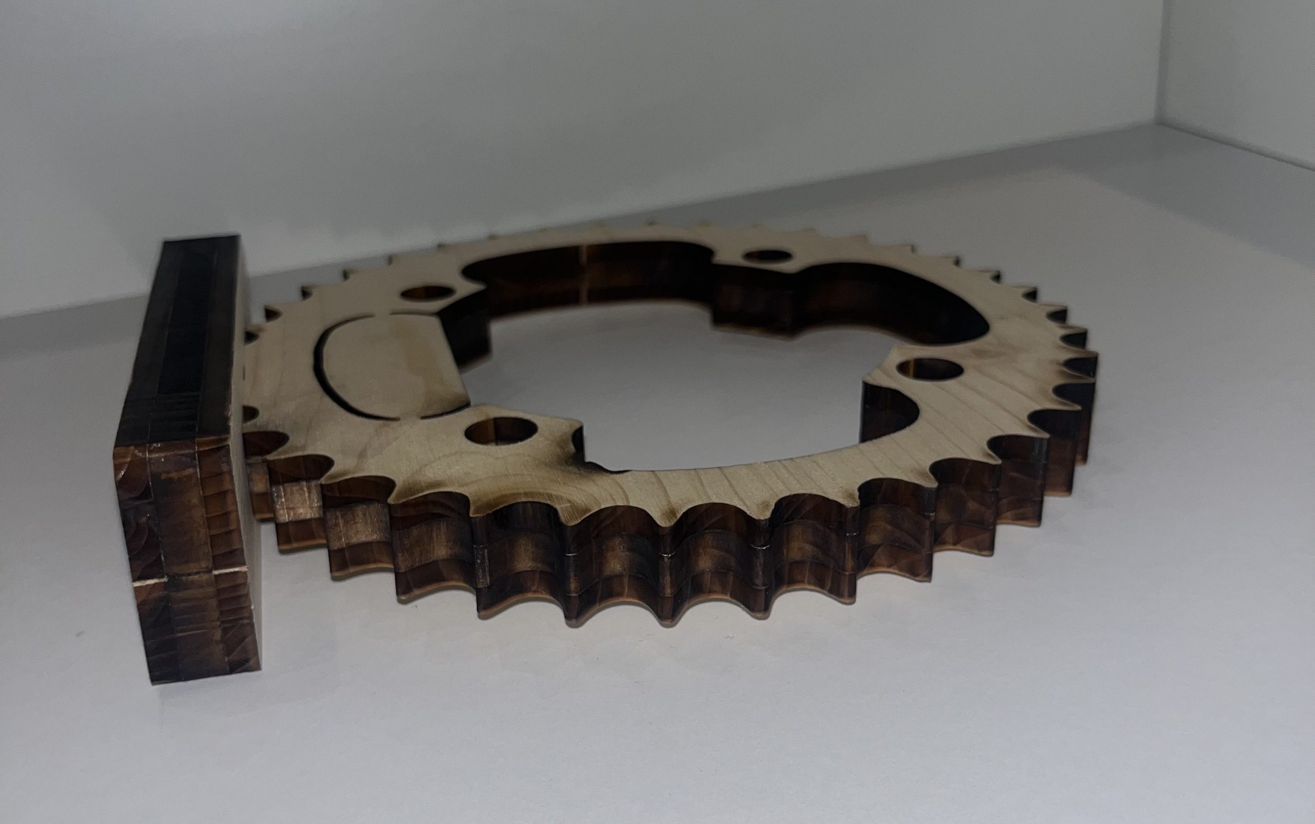 Fabrication de Trophée personnalisable – Image 4